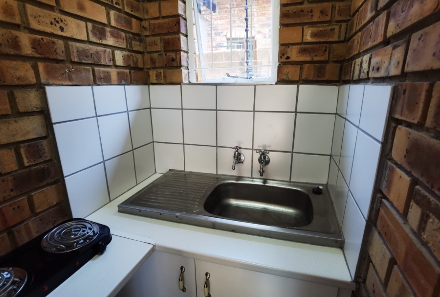 To Let 1 Bedroom Property for Rent in Die Bult North West